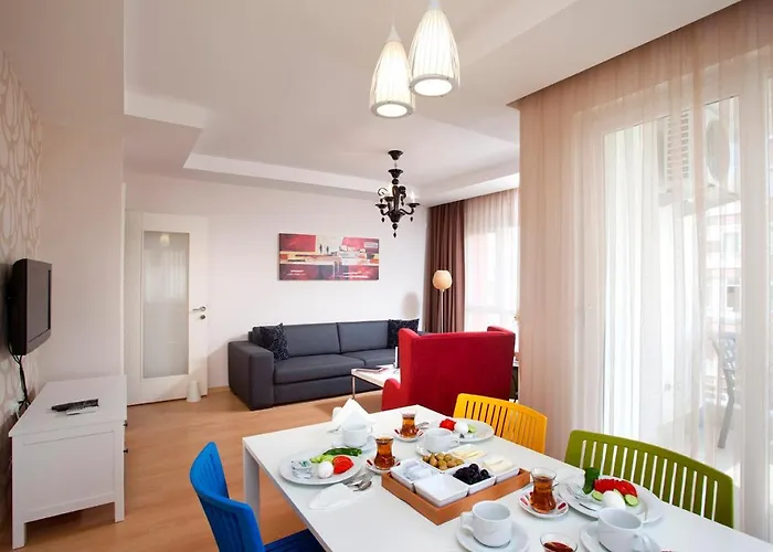 The Room Hotel & Apartments